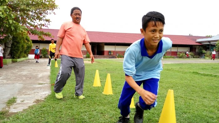 Deretan Image Guru Olahraga di Mata Siswa Ketika Zaman Sekolah. Jadi Kangen Masa Itu~