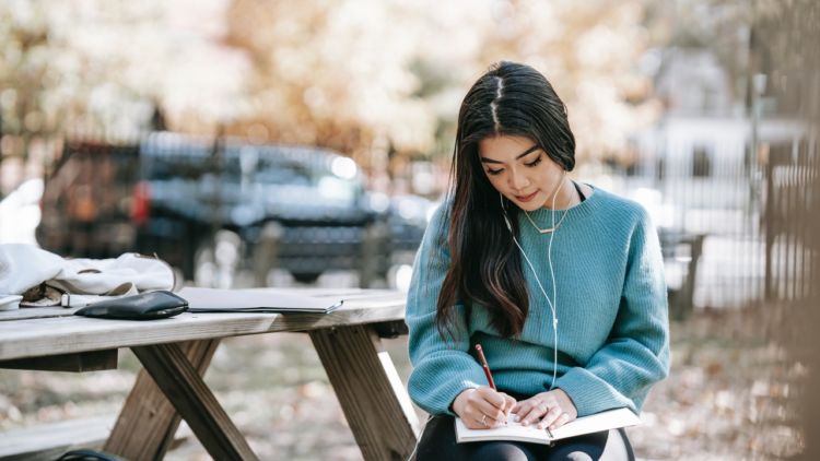 #BelajarDiNegeriOrang-Kira-Kira Apa Aja yang Dibutuhkan untuk Melanjutkan Studi ke Korea Selatan