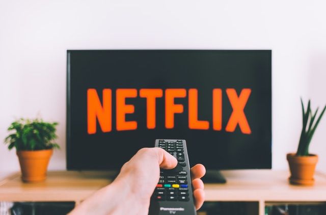 Usir Rasa Bosanmu Dengan Rekomendasi 6 Serial Netflix Terbaru 2021