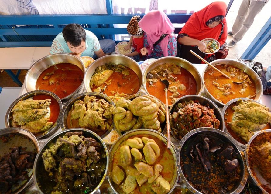 Nasi Kapau dan Nasi Padang. Serupa tapi Nggak Sama, Walaupun Sama-Sama dari Sumatera Barat!