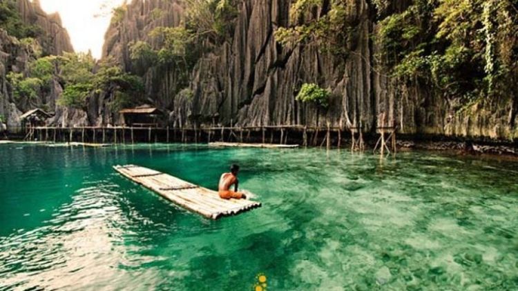 #WisataFilipina-Keindahan Laut Biru di Pulau Coron Pencinta Alam Bawah Laut Wajib Banget Datang