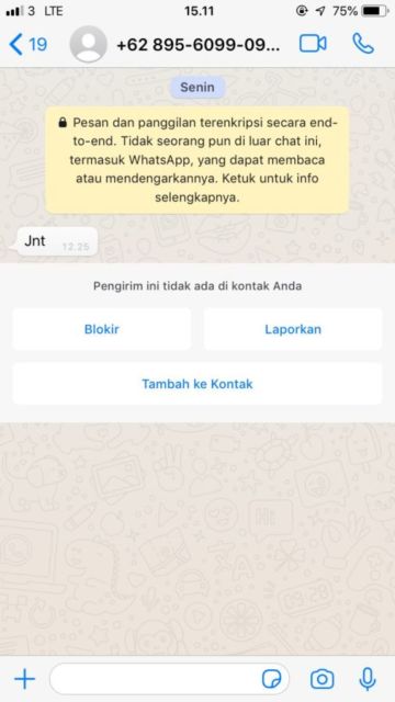 11 Deretan Chat Kocak Kurir Paket dan Penerimanya ini Bakal Bikin Kamu Senyum-Senyum Sendiri~ :D