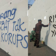 11 Meme Kocak ini Muncul Setelah Viral Foto Pejabat Hingga TNI ‘Hias’ Jembatan Kedungkandang Malang