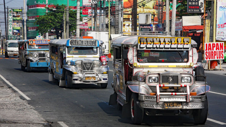 #WisataFilipina-Yuk Rasakan Sensasi Perang Dunia II di Jalanan Manila Bersama Jeepney.