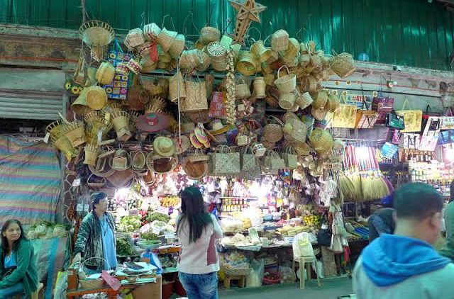 #WisataFilipin-Blusukan Cari Oleh-Oleh di Baguio City Market!