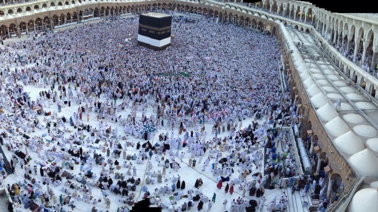 7 Kawasan yang Tak Boleh Dilintasi Pesawat, dari Ka’bah hingga Disneyland