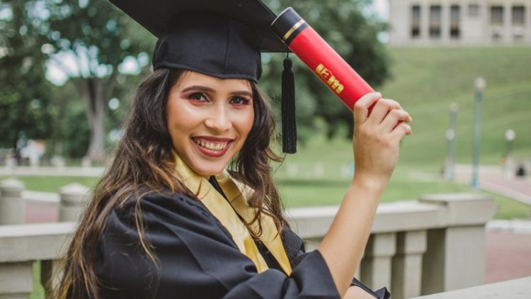 Stigma Negatif untuk Fresh Graduate yang Langsung Dapat Kerjaan