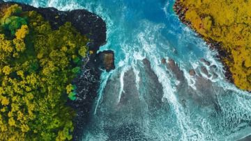 Pantai Sedahan, Surga Tersembunyi yang Tertutup Dua Tebing Karang!