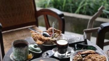 Warung Kopi Klotok yang Tak Sekedar Warung Kopi