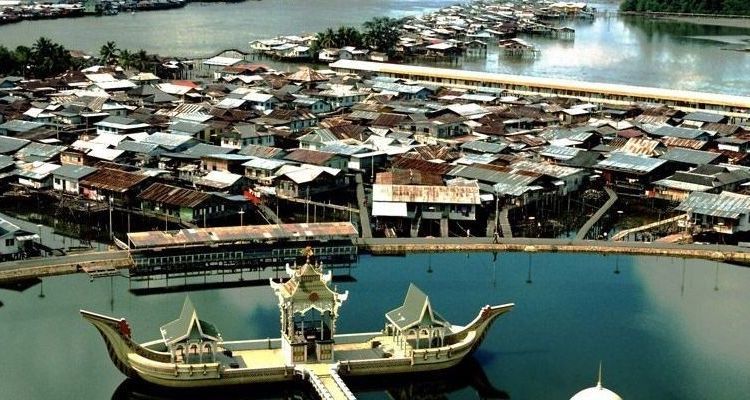 7 Tempat Rekreasi Religi di Brunei Darussalam. Bisa Liburan Sekaligus Belajar Agama Nih!