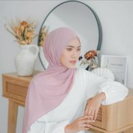 5 Tips Merawat Rambut Terutama Bagi Kamu yang Berhijab