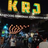 Menunggu Berbuka Puasa Sambil Berburu 2500 Takjil di Kampoeng Ramadan Jogokaryan