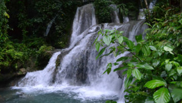 Air Terjun Fenomenal yang Ada di Kota Nabire