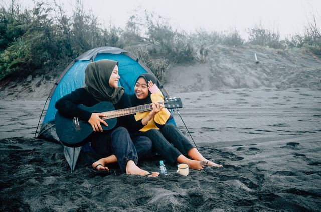 Rekomendasi 5 Pantai Pasir Hitam di Yogyakarta yang Mempunyai Keindahan Tersendiri dan Wajib Dikunjungi