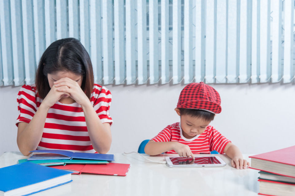 6 Hal yang Tanpa Disadari Justru Jadi Toxic Buat Diri Sendiri. Para Ibu Wajib Baca!