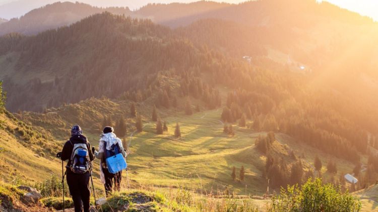 10 Tips Mendaki Gunung Untuk Pemula, Terutama Saat Pandemi Covid-19 yang Wajib Kamu Perhatikan Nih!