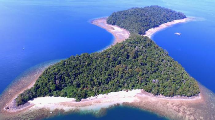 Destinasi Wisata Alam Sulawesi Selatan, Pulau Bulupoloe: Pesona Alam Bawah Laut Di Pulau yang Tidak Berpenghuni!