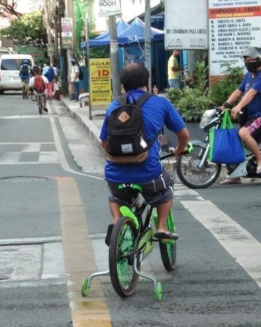 12 Foto ini Buktikan Bahwa Cowok Adalah Anak Kecil yang Terperangkap dalam Tubuh Orang Dewasa!