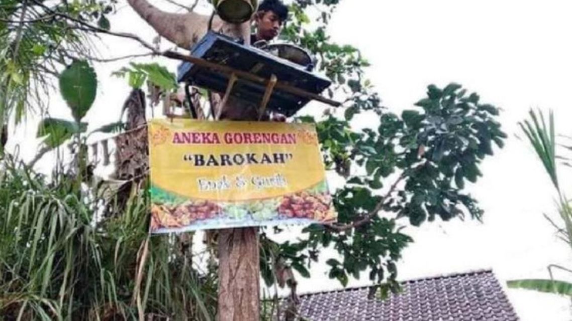 10 Lokasi Warung Absurd yang Bikin Gagal Fokus. Bikin Pembeli Bingung dan Mikir Dua Kali