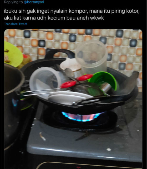 Daripada Memicu Perang Dunia Ke-3 Sama Emak. Mending Kalau Masak Fokus Aja Dulu Biar Nggak Begini