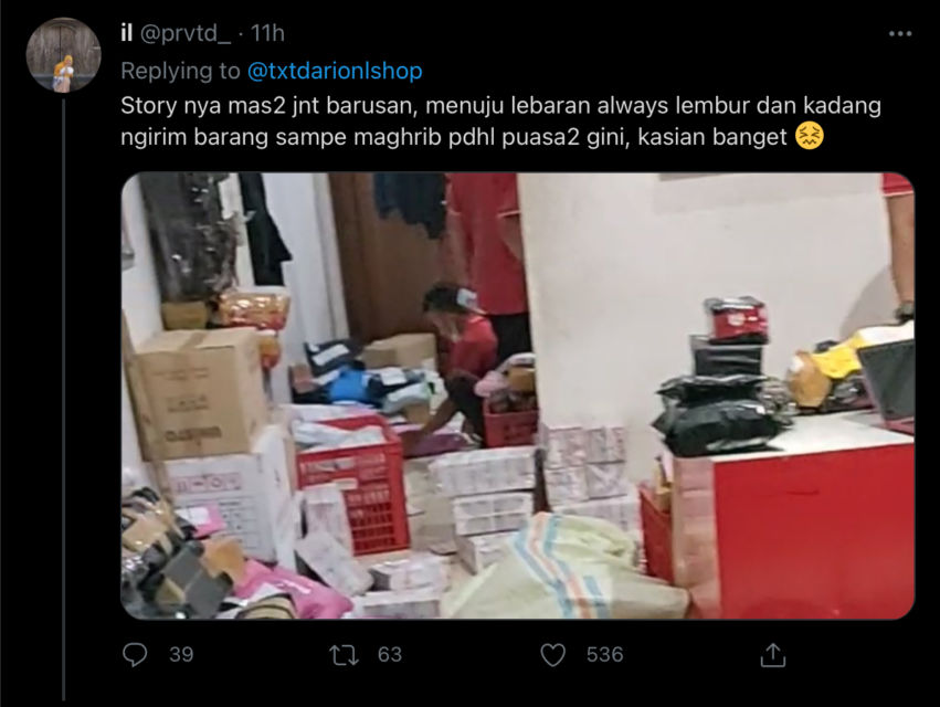 Beragam Simpati dan Dukungan Warganet untuk Kurir Ekspedisi Menjelang Lebaran. Respek Banget!