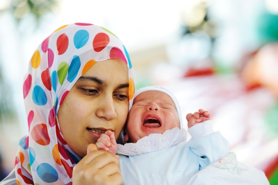 Daftar Pertimbangan Kapan Anak Laki-Laki Harus Disunat. Wajib Tahu Nih, Moms!