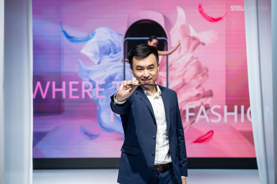 Melalui Fashion Show Xiaomi Indonesia Resmi Luncurkan Perangkat Mi 11 Lite dan Mi 11 Ultra 