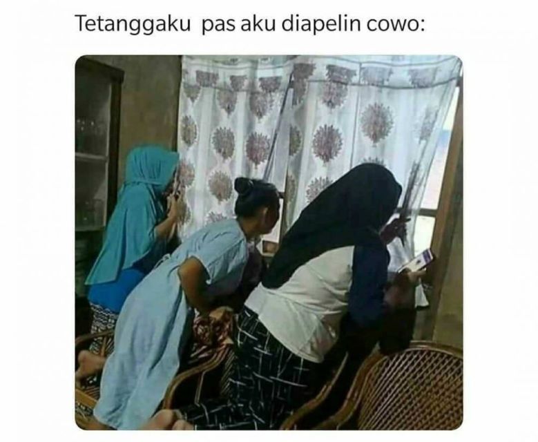 11 Meme yang Gambarkan Uniknya Hidup Bertetangga ala Orang Indonesia. Banyak Kebiasaan Aneh! :D