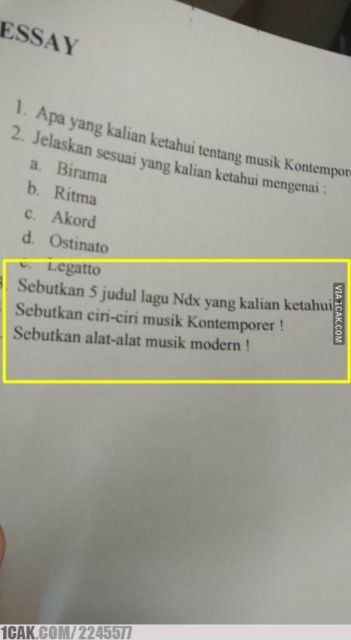 Mungkin ini Penyebab Anak Sekolah Zaman Sekarang Makin Pusing. Soal Ujiannya Aja Begini~