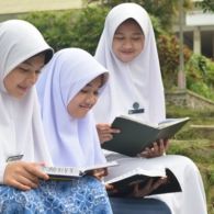 Lulusan Pesantren Tak Hanya Sekedar Bisa Mengaji