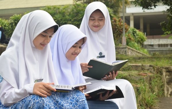 Lulusan Pesantren Tak Hanya Sekedar Bisa Mengaji