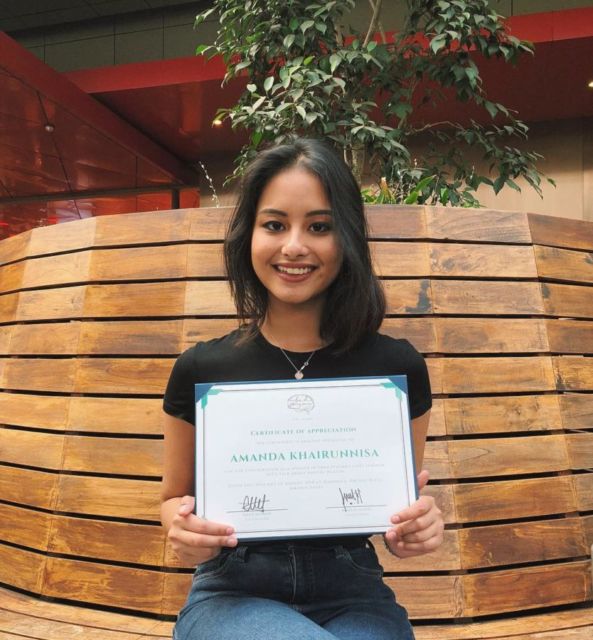 Sosok Adik Curi Perhatian saat Maudy Ayunda Wisuda, ini Fakta Menarik Seputar Amanda Khairunnisa