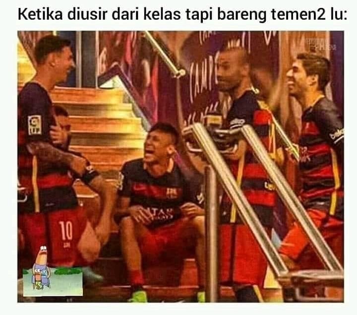 11 Meme Kocak ini Bikin Iri Anak-Anak Sekolah Zaman Sekarang. Kapan Bisa Merasakan Begini, ya? :(