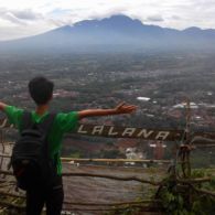 #DestinasiHipwee-Potensi Wisata Karst: Gunung Kapur Ciampea Bogor