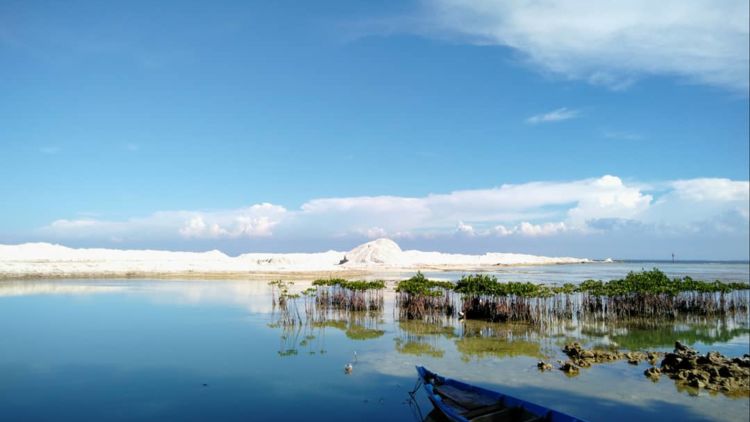 #DestinasiHipwee—Kutempuh Jarak Antara Bandung-Pulau Pramuka Sebagai Backpacker Pemula