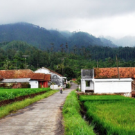 5 Realitas di Desa yang Nggak Kalah ‘Gelap’ dari Kehidupan di Kota. Sekarang Sama Aja~