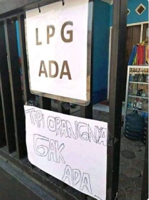 Nggak Cuma Tulisan Dilarang Ngutang, 11 Peringatan Kocak di Toko ini Bukti Susahnya Hadapi Pembeli