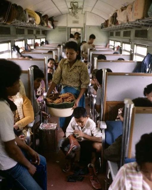 Nostalgia Kenangan Suasana Naik Kereta Era 90-an, Memorabilia Penuh Perjuangan