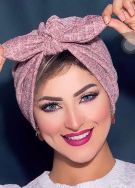 7 Kreasi Aksesori Rambut yang Gemas dari Scarf. Bikin Penampilan Makin Manis dan Stylish!