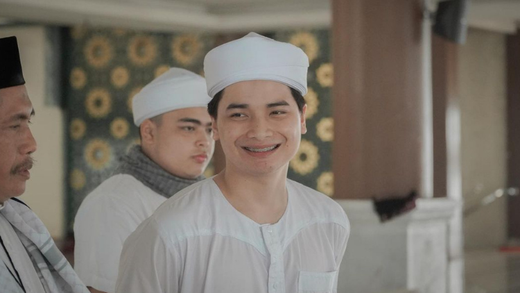 Minta Maaf karena Sudah Bikin Gaduh, Alvin Faiz Mundur dari Pesantren dan Yayasan Majelis Az-Zikra