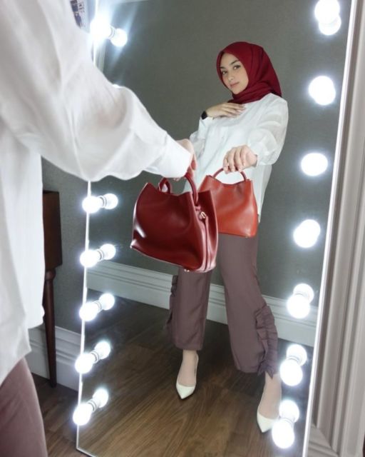 Meriahkan HUT RI Lewat 11 Outfit Nuansa Merah Putih ini yuk. Cantik dan Instagramable~