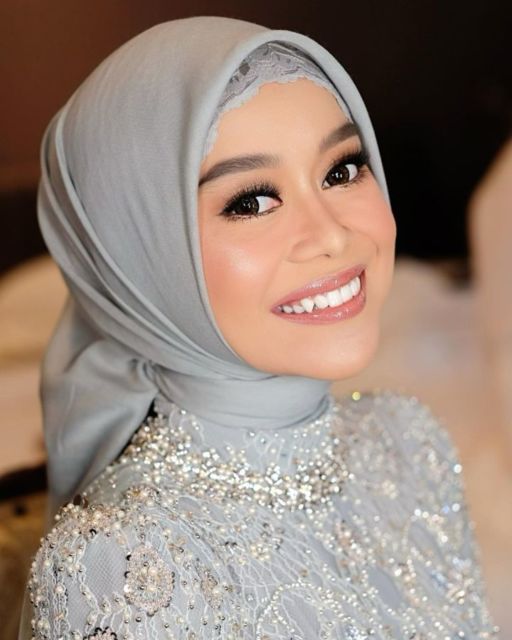 11 Detail Rangkaian Acara Pra Nikah Lesty Kejora dan Rizky Billar. Didominasi Warna Lembut!