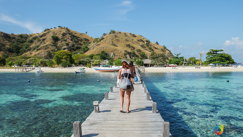 Menilik Keindahan Pulau Kanawa, Surga Tersembunyi di Tepi Flores