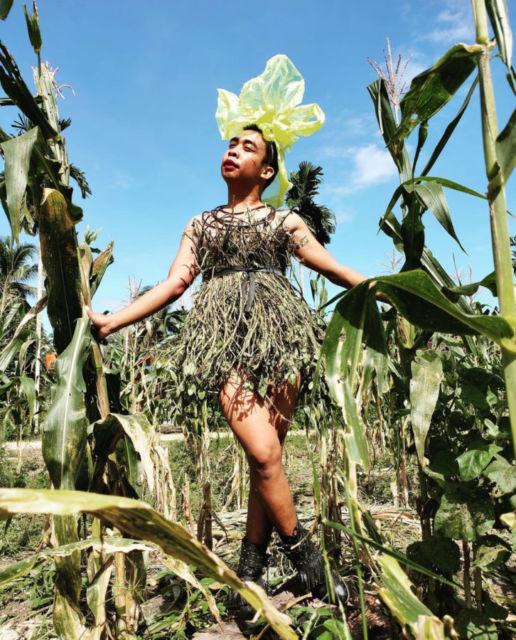 5 Alasan Kenapa Mimi Peri Layak Tampil di Ajang Met Gala. Tahun Depan Pasti Bisa!