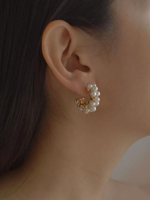 12 Model Anting Mutiara yang Bikin Manten Makin Glowing. Cocok di Segala Tema Pernikahan!