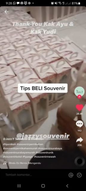 10 Ide Pernikahan dari TikTok yang Viral. Lengkap dari Undangan Sampai Gaun lo!