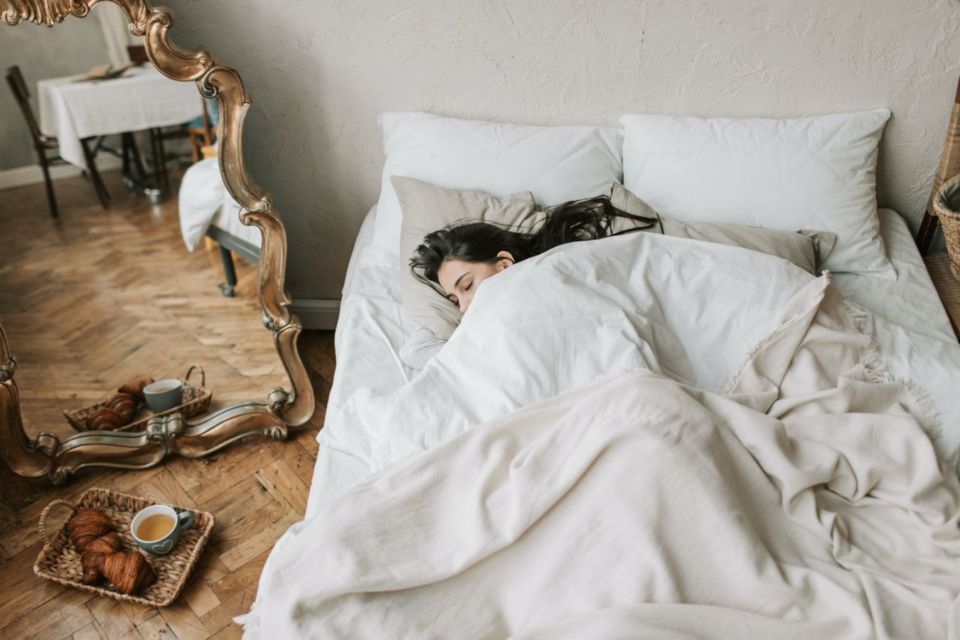 7 Cara Bangun Pagi yang Lebih Bersemangat dan Nggak Bikin Ngantuk Lagi