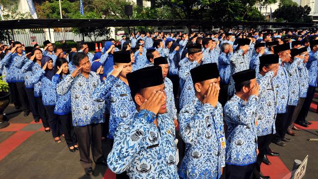 Menilik Kasus Anak Nia Daniaty, ini 5 Hal yang Bikin Banyak Orang Kebelet Jadi PNS