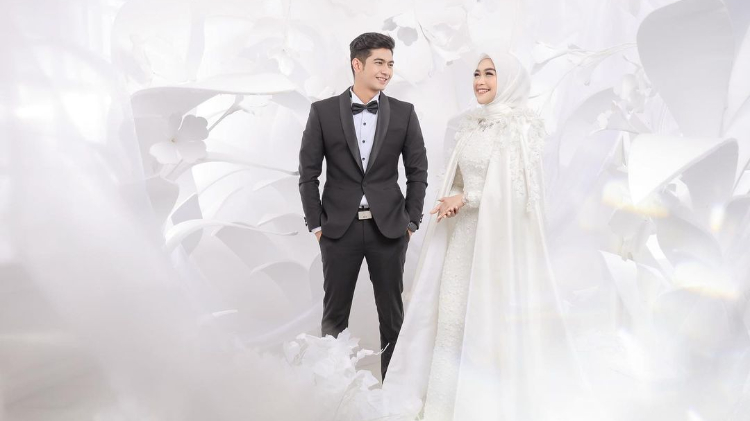 8 Foto dan Detail Pre-Wedding Ria Ricis-Teuku Ryan yang Manis Romantis Tanpa Bersentuhan