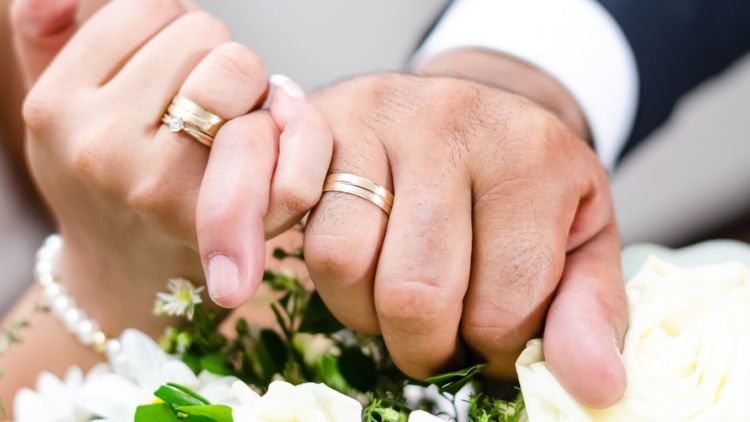 4 Hal yang Perlu Diperhatikan Saat Memilih Cincin Pernikahan Tanpa ribet